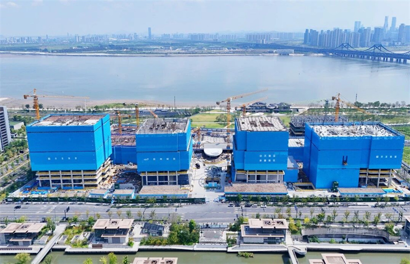 1766044206485483iERx.jpg 微信图片_2025-12-18_145033_272.jpg